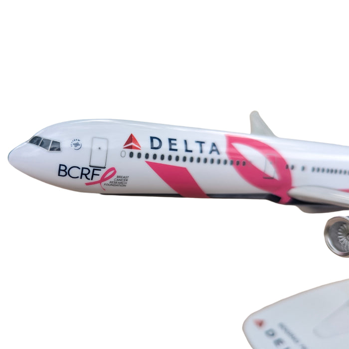 BCRF 767-400 1:200 Scale Plane