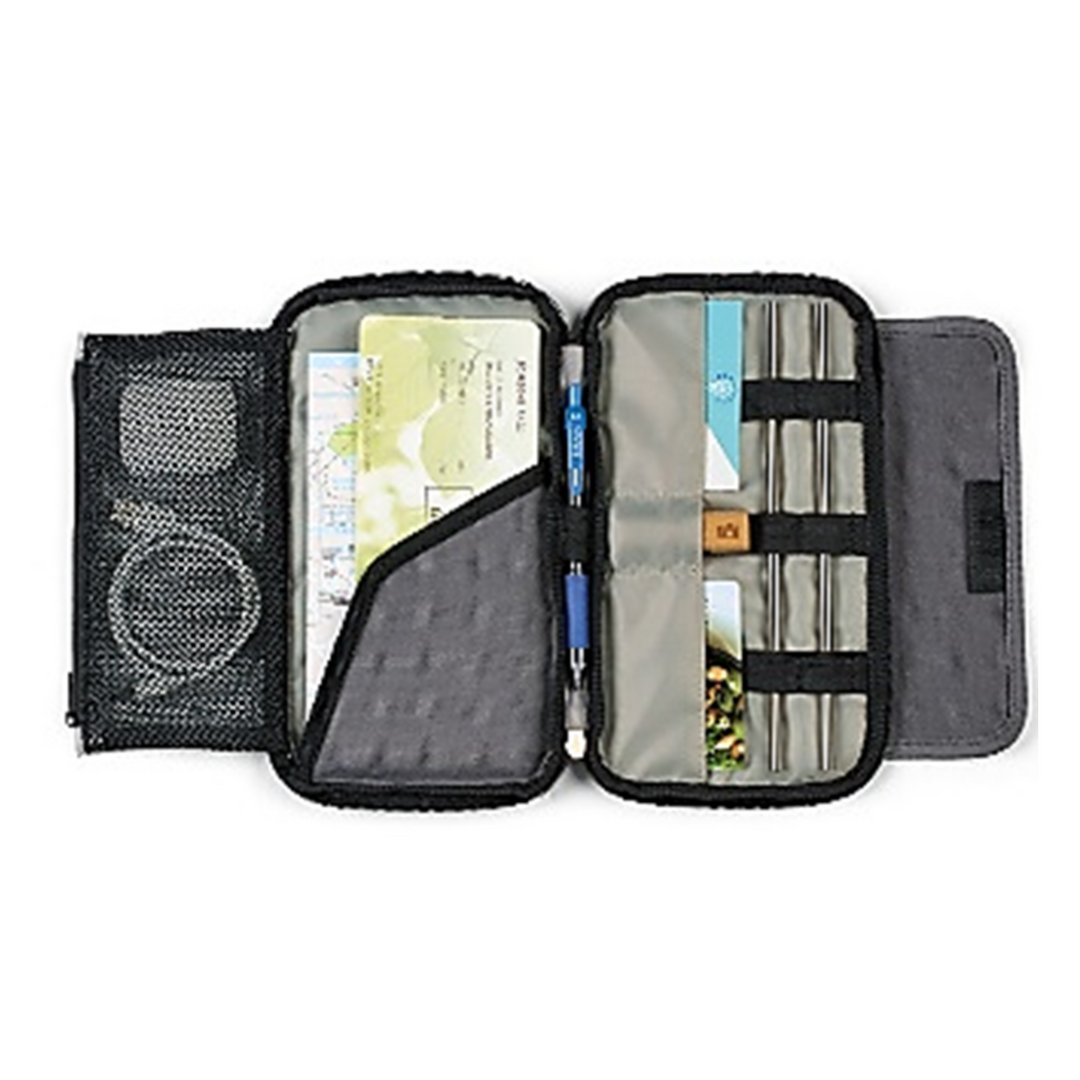 Embark Travel Organizer